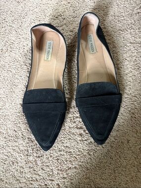 Steve Madden Black Suede Pointed-Toe Loafers with Penny Strap